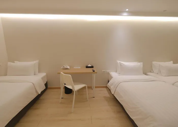 Simplestay Chatuchak, Surestay Collection By Western Hotel 3*