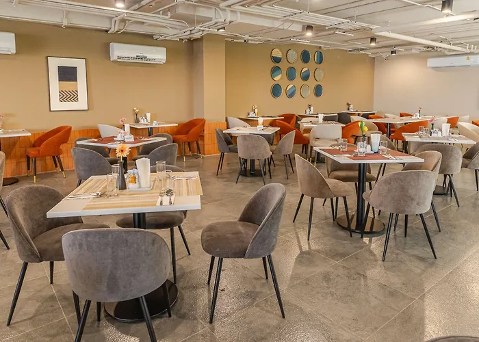 Simplestay Chatuchak, Surestay Collection By Western Hotel 3*